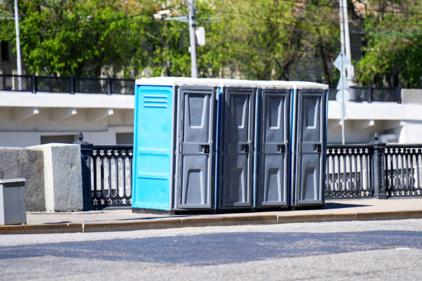 Portable Restroom Setup and Delivery in Mountain View, CA